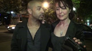 Femme libertine mature rencontre dans la rue pour baiser